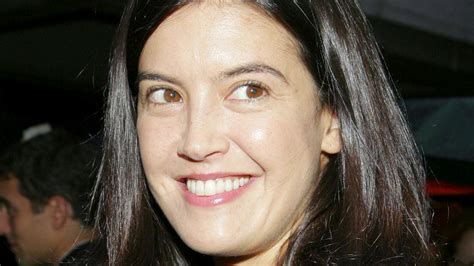 phoebe cates desnuda|How Phoebe Cates Really Felt About Her Famous Bikini Scene。